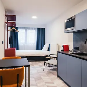 Hotel Roxi, Gandawa